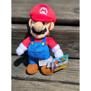 Super Mario Bros - Mario Plush - 9" Tall - Jakks Pacific - 2021